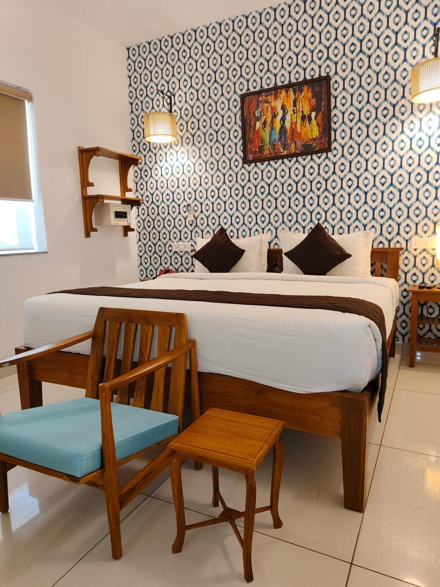 Aura Hotel Pondicherry Exterior foto